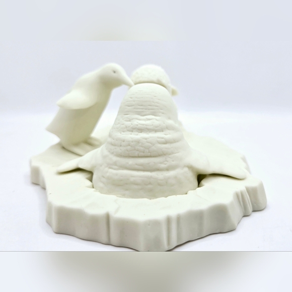 Vtg Department 56 Snowbabies WHO ARE YOU? 7" Walrus Penguin 1989‎ Dept 56 #04921 - Picture 5 of 15